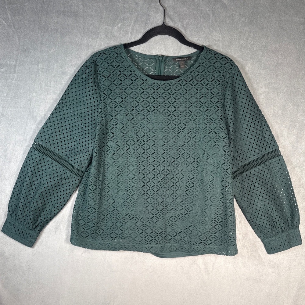 Banana Republic Hunter Green‎ Eyelet Blouse Shirt Attached Cami Size L Petite